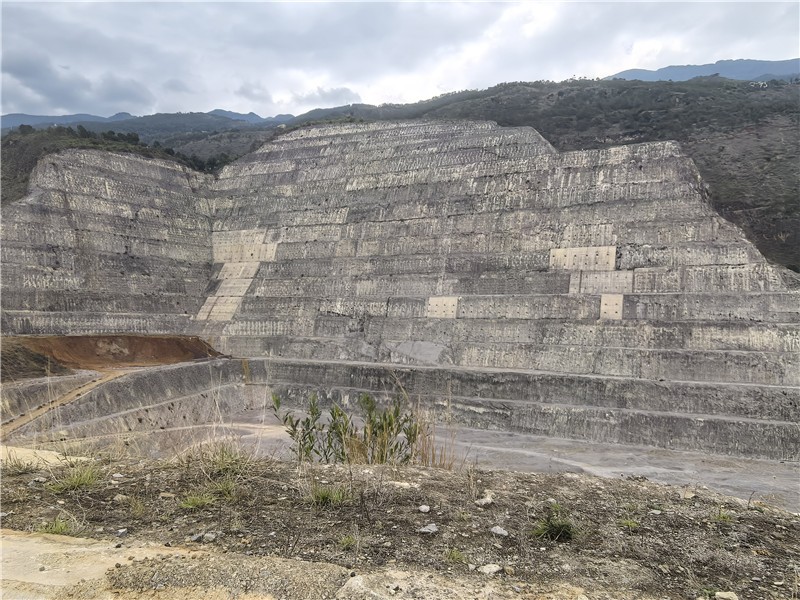 恒睿机械团队助力白鹤滩旱谷地焕发新生