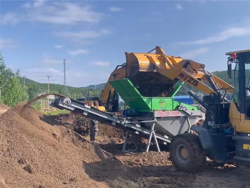 恒睿湿土筛分机破解湿土筛分难题，重塑工程施工效率