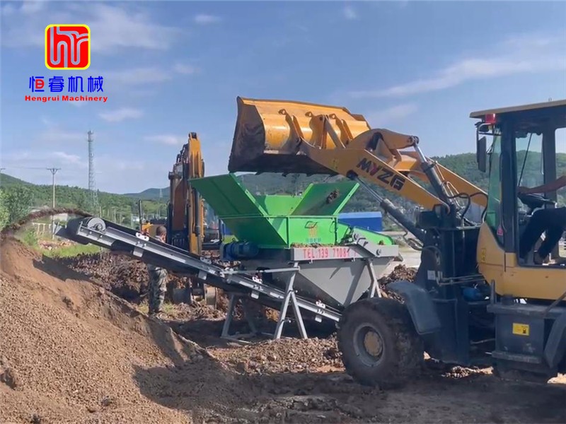 恒睿湿土筛分设备赋能矿山复绿提质增效，稳定筛分+灵活转场